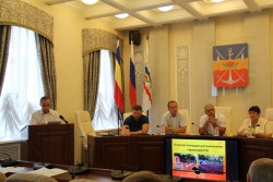 О сдаче норм ГТО и готовности образовательных учреждений к новому учебному году говорили депутаты на заседании постоянной комиссии по социальному развитию